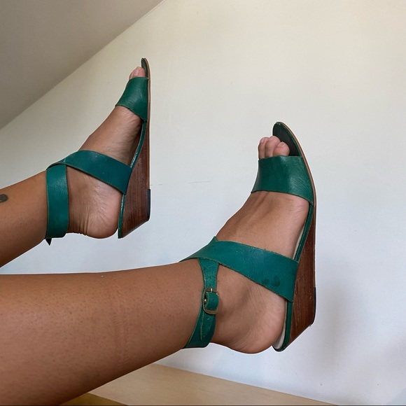 🚨MOVING SALE🚨 - Picture 3 of 7